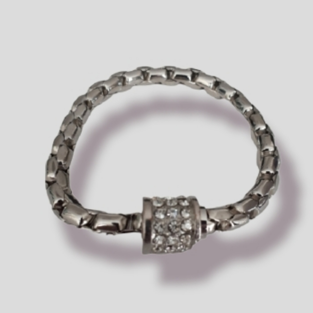 Bracelet - Picture 1 of 4